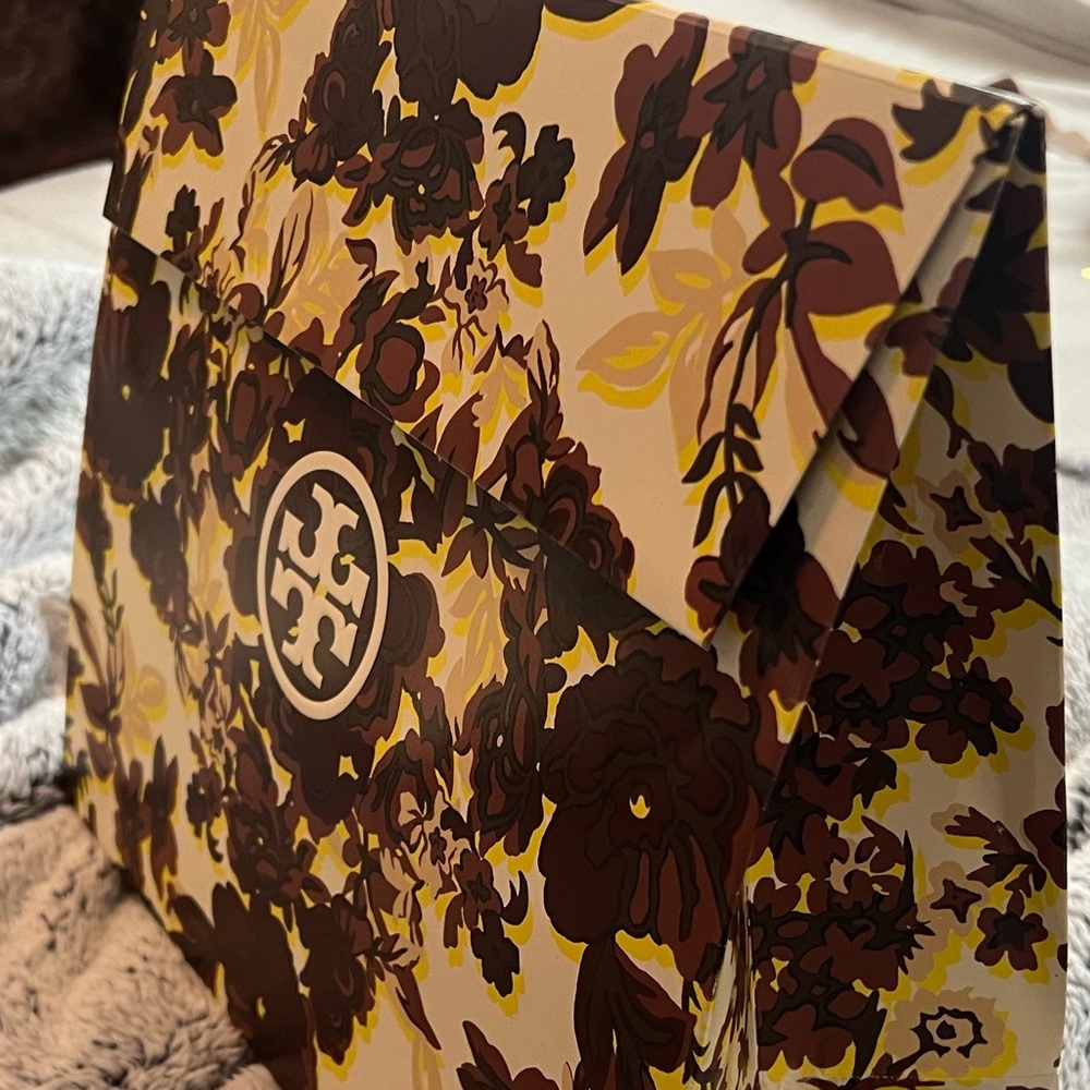 Gift box